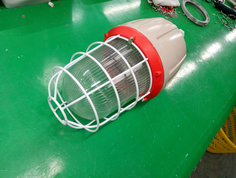 浙江新黎明环保防爆灯